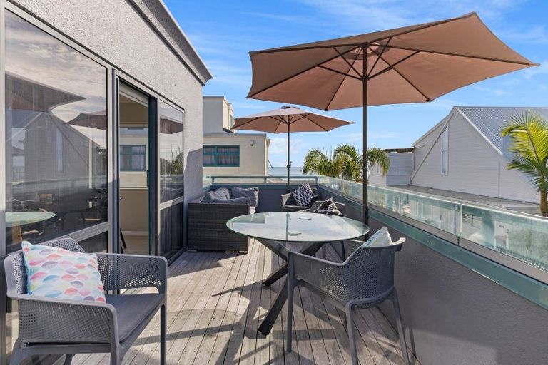 Photo of property in 26a Sunbrae Grove, Mount Maunganui, 3116