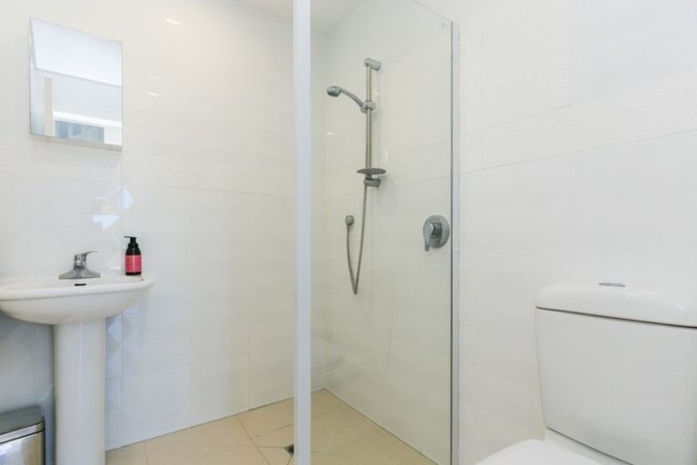 Photo of property in 42 Mandalay Terrace, Khandallah, Wellington, 6035