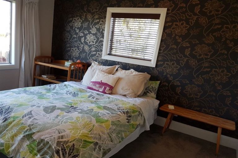 Photo of property in 27 Somerfield Street, Somerfield, Christchurch, 8024