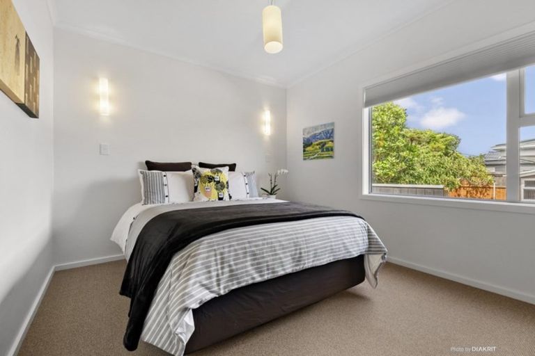 Photo of property in 32 Lohia Street, Khandallah, Wellington, 6035