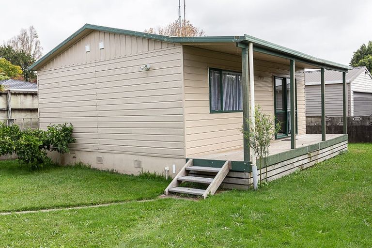 Photo of property in 37 Vardon Road, St Andrews, Hamilton, 3200