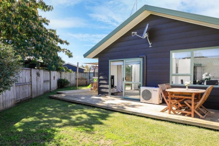 Photo of property in 13 Myrlene Place, Nawton, Hamilton, 3200