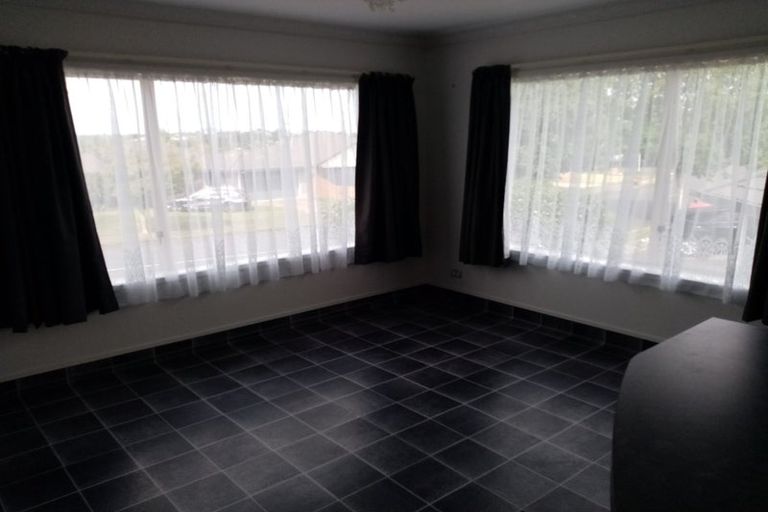 Photo of property in 1 Lochinver Drive, Nawton, Hamilton, 3200