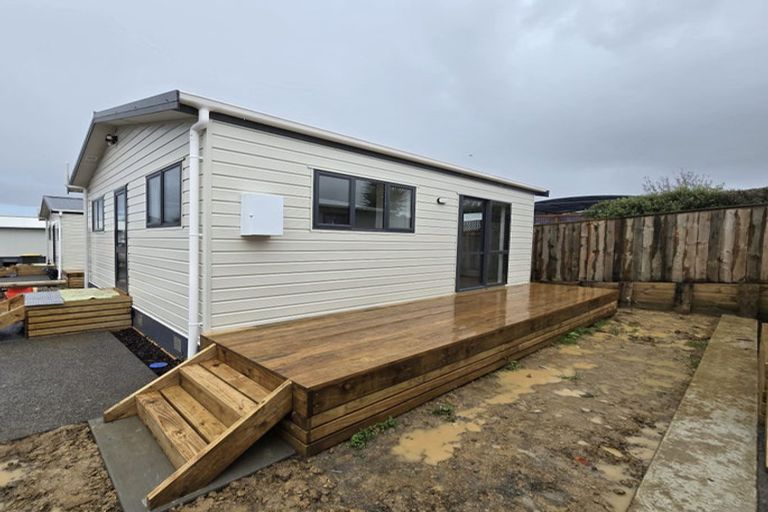 Photo of property in 17c-d Graham Street, Levin, 5510