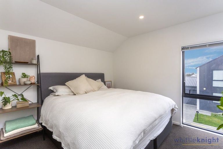 Photo of property in 14 Wheatsheaf Lane, Heathcote Valley, Christchurch, 8022