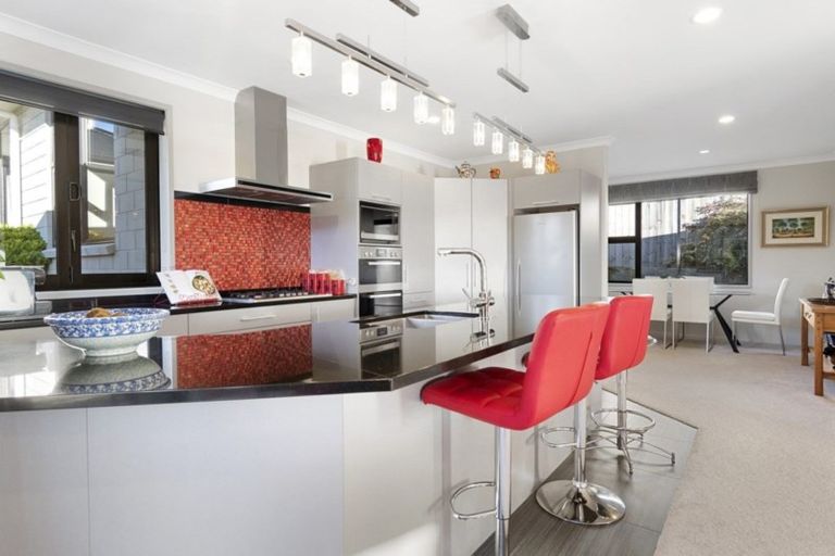 Photo of property in 26 Broadwater Close, Pyes Pa, Tauranga, 3112