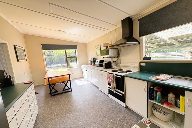 Photo of property in 108a College Road, Edgecumbe, 3120