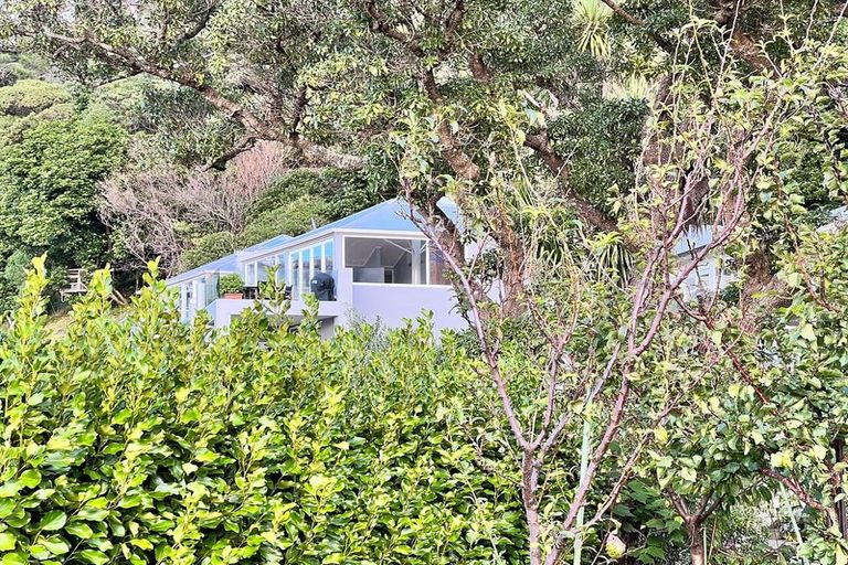 Photo of property in 90b Awa Road, Seatoun, Wellington, 6022
