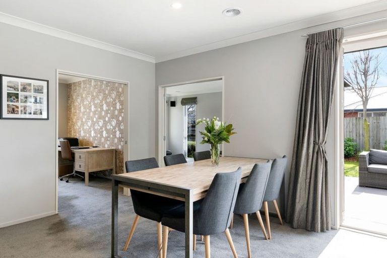 Photo of property in 8 Overbury Crescent, Rolleston, 7614