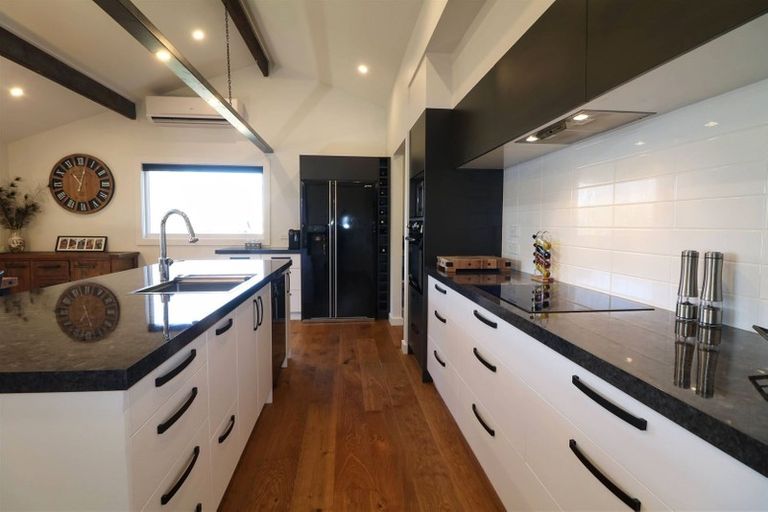 Photo of property in 20 Wai-iti Road, Maori Hill, Timaru, 7910