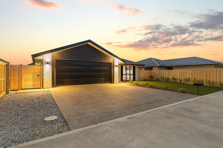Photo of property in 20 Kite Street, Rolleston, 7614
