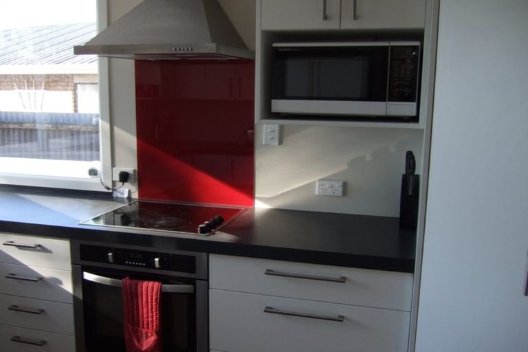 Photo of property in 910 Avonside Drive, Avondale, Christchurch, 8061