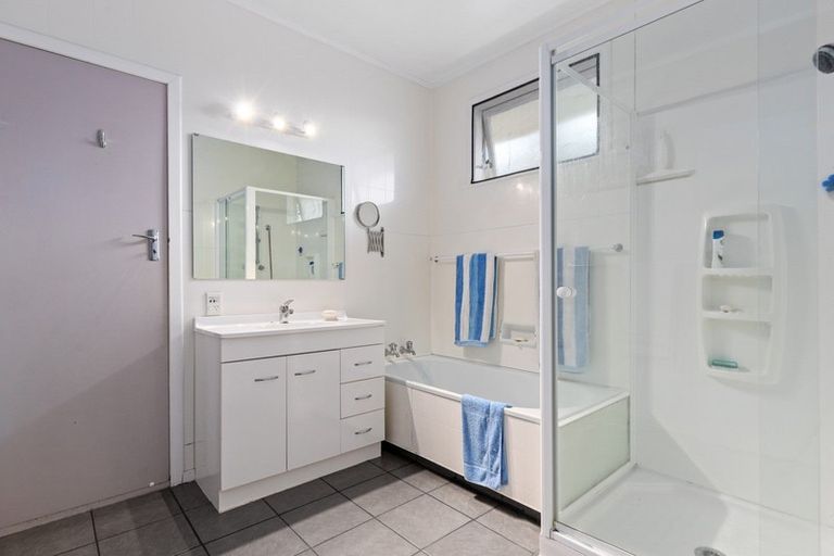 Photo of property in 8 Wyatt Avenue, Te Aroha, 3320