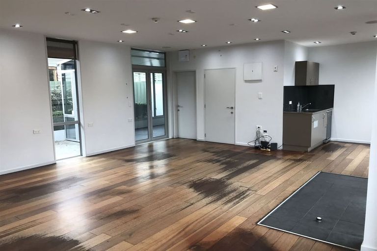 Photo of property in 8a Rotherham Street, Riccarton, Christchurch, 8041