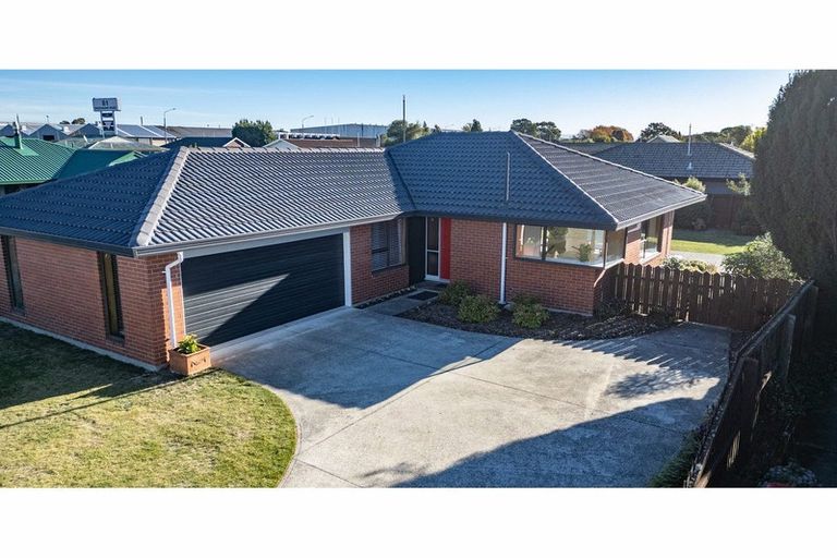 Photo of property in 7 Peebles Drive, Hei Hei, Christchurch, 8042