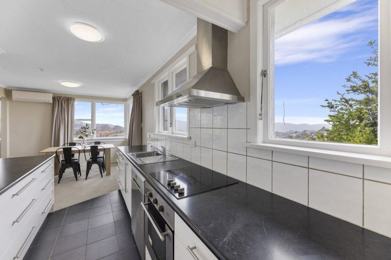 Photo of property in 69 Centennial Avenue, Helensburgh, Dunedin, 9010