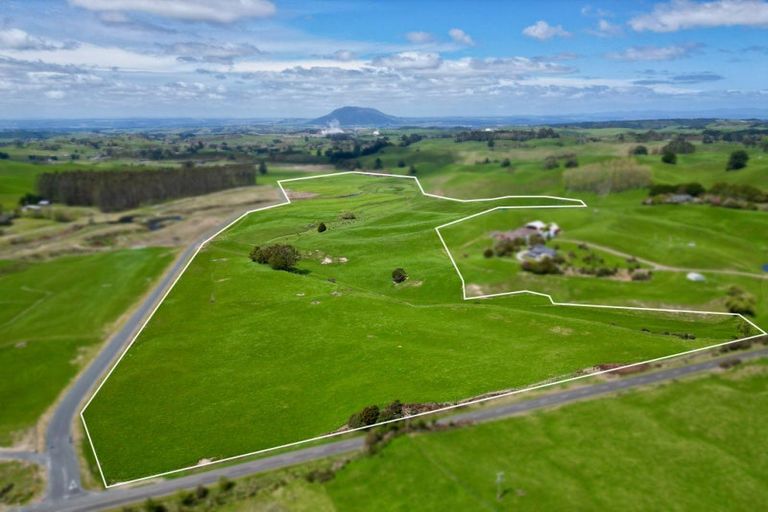 Photo of property in 140 Tuhingamata Road, Oruanui, Taupo, 3384