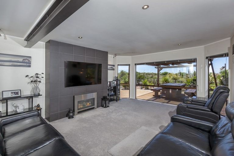 Photo of property in 263 Manly Street, Paraparaumu Beach, Paraparaumu, 5032