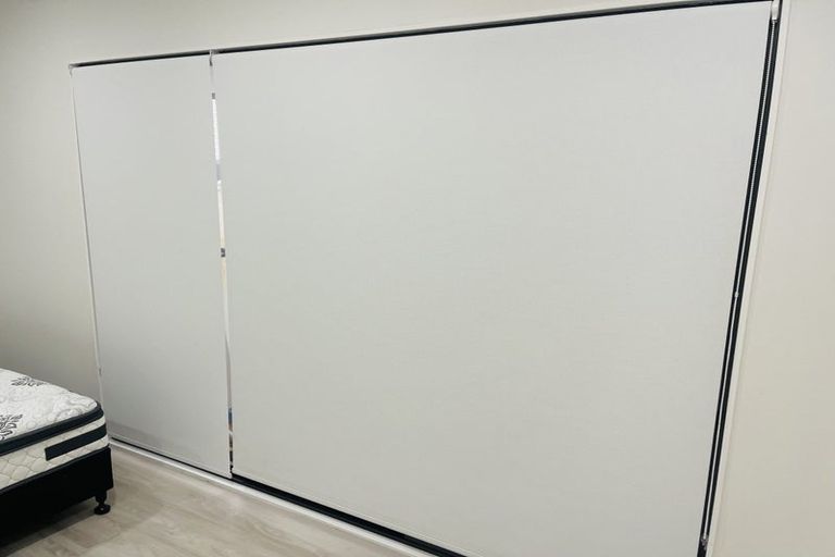 Photo of property in 7d Babich Road, Henderson Valley, Auckland, 0614