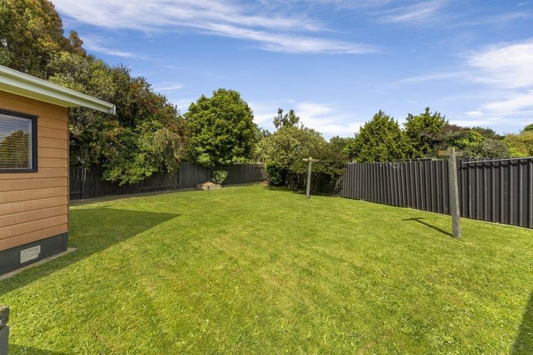 Photo of property in 12 Delta Place, Milson, Palmerston North, 4414