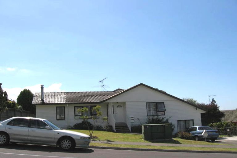 Photo of property in 13 Ian Sage Avenue, Torbay, Auckland, 0630