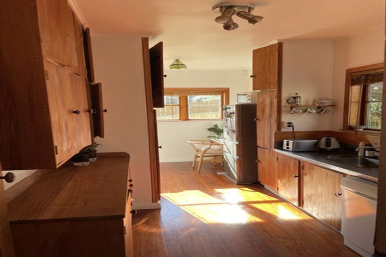 Photo of property in 103 Sunshine Avenue, Karori, Wellington, 6012