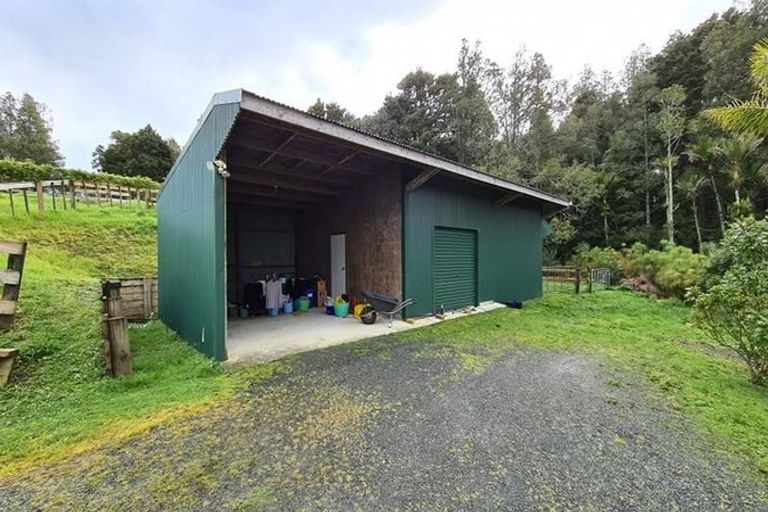 Photo of property in 209 Doctors Hill Road, Maungaturoto, 0588