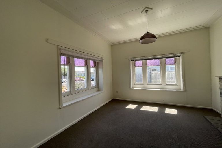 Photo of property in 404 Lyndon Road East, Hastings, 4122