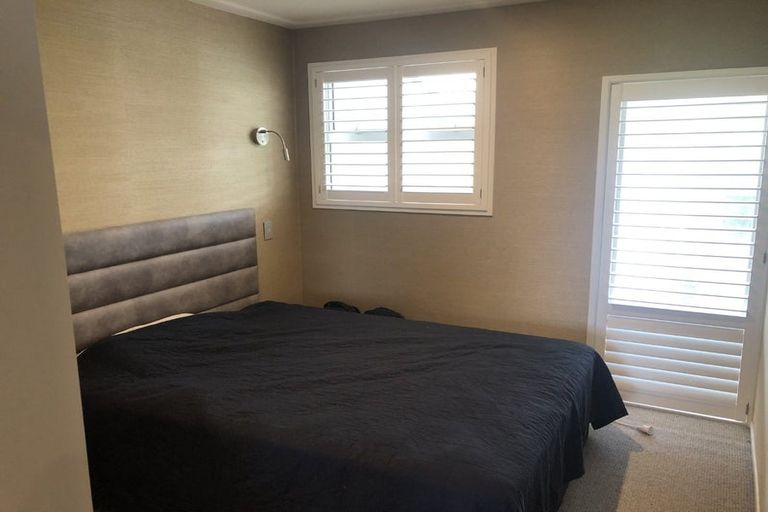 Photo of property in 4/6 Belt Road, Moturoa, New Plymouth, 4310