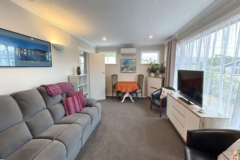 Photo of property in 5/9 Alexander Road, Raumati Beach, Paraparaumu, 5032
