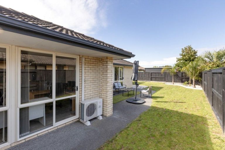 Photo of property in 106 Doncaster Drive, Papamoa Beach, Papamoa, 3118