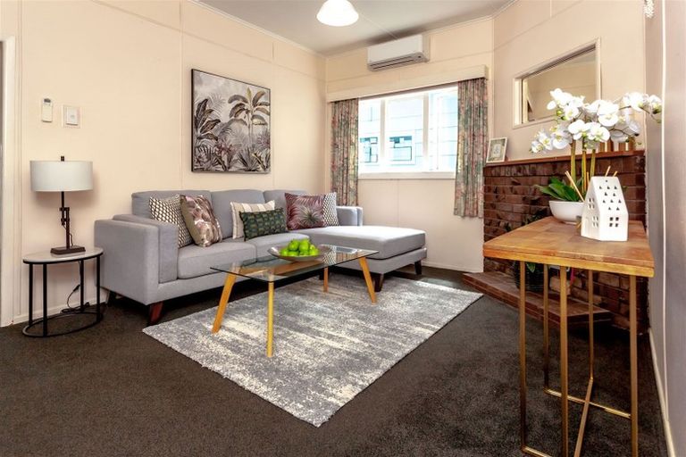 Photo of property in 110 Karaka Road, Thames, 3500