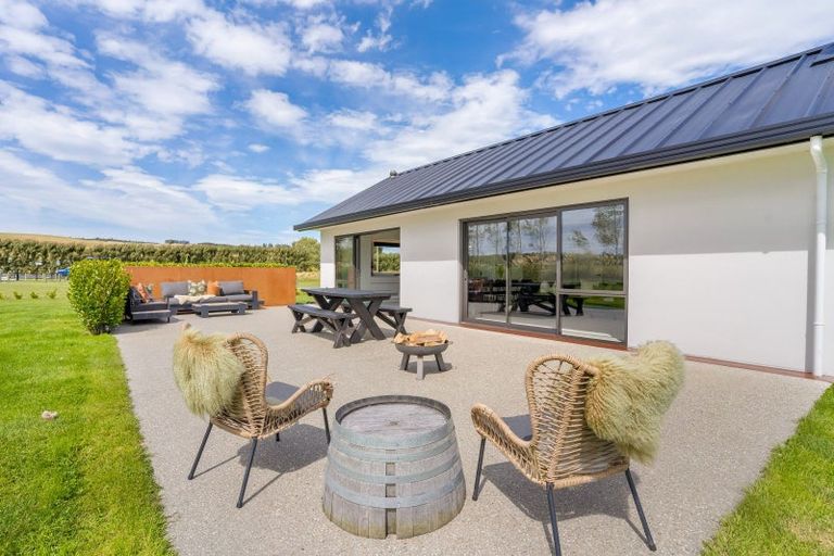 Photo of property in 141 Devereux Road, Winton, 9782