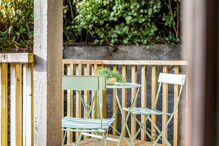 Photo of property in 35b Duthie Street, Karori, Wellington, 6012