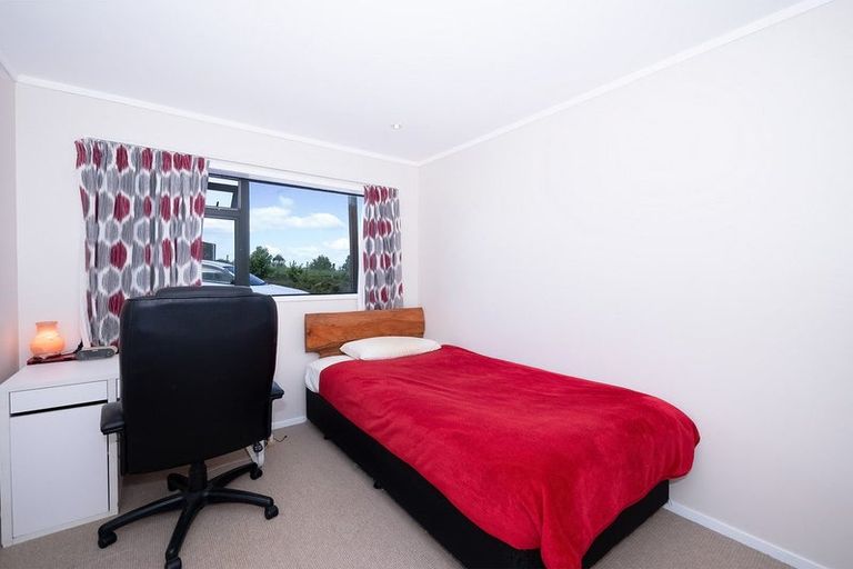 Photo of property in 10 Montrose Road, Kerikeri, 0293