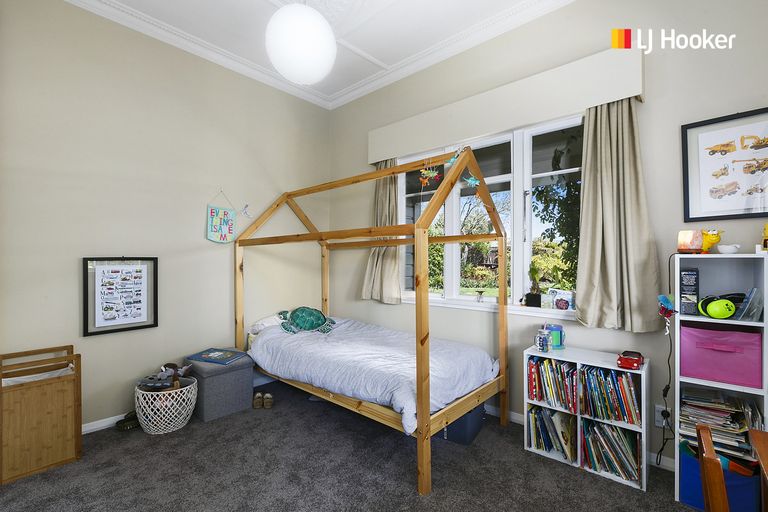 Photo of property in 37 Riselaw Road, Calton Hill, Dunedin, 9012