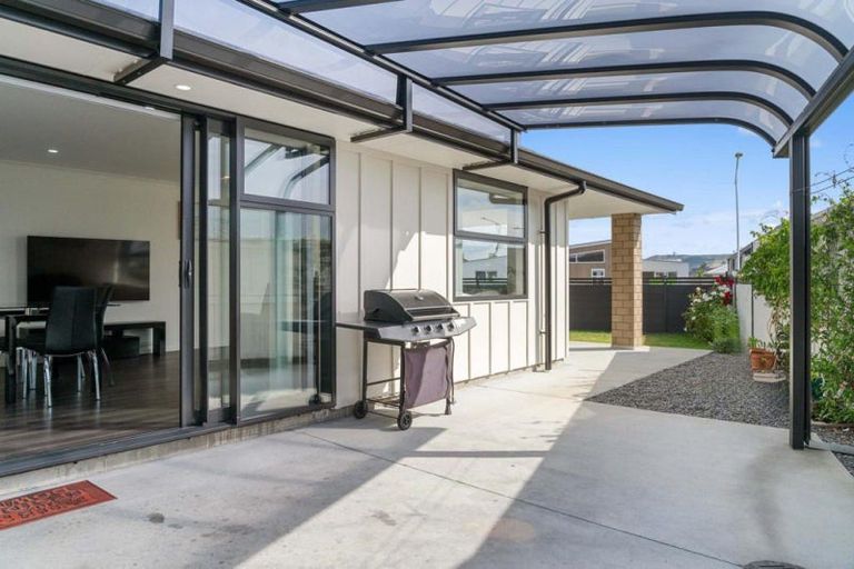 Photo of property in 3 Cotula Way, Papamoa Beach, Papamoa, 3118