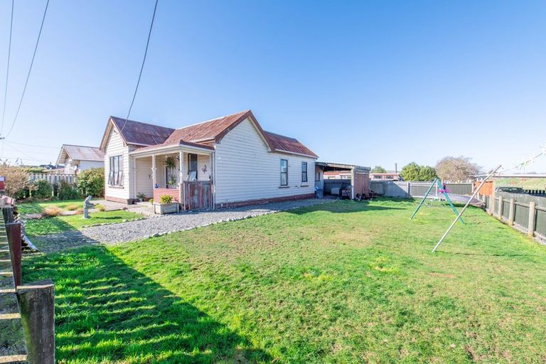 Photo of property in 28 Lawrence Street, East Gore, Gore, 9710