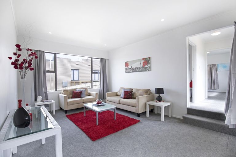 Photo of property in 1/66 Hillcrest Road, Papatoetoe, Auckland, 2025