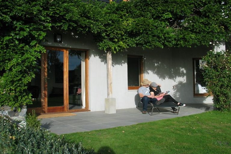 Photo of property in 16 Sherwood Lane, Cashmere, Christchurch, 8022