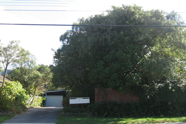 Photo of property in 3 Chatsworth Road, Silverstream, Upper Hutt, 5019