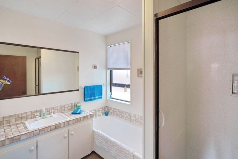 Photo of property in 28 Coates Place, Rangiora, 7400