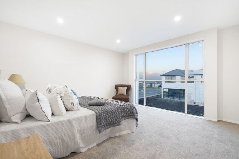 Photo of property in 12 Kapia Drive, Takanini, 2112