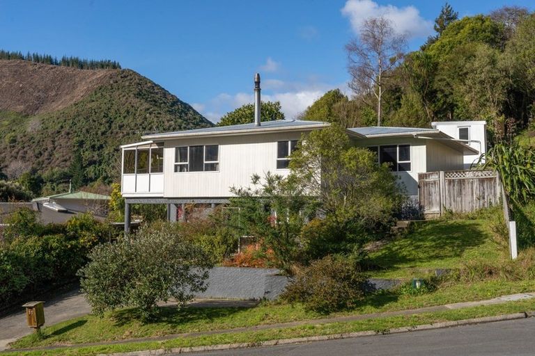 Photo of property in 37 Sowman Street, The Brook, Nelson, 7010