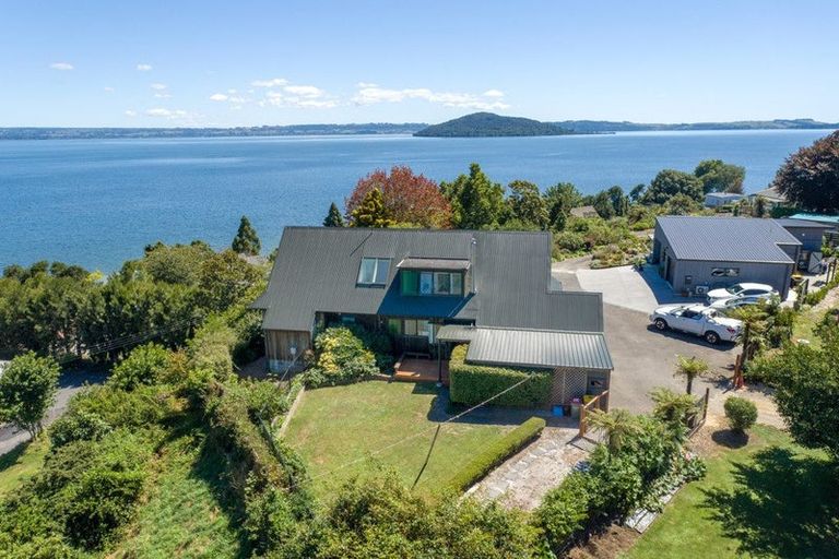 Photo of property in 18b Iriirikapua Parade, Owhata, Rotorua, 3010