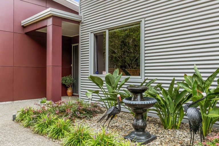 Photo of property in 58d Gilbert Street, New Plymouth, 4310
