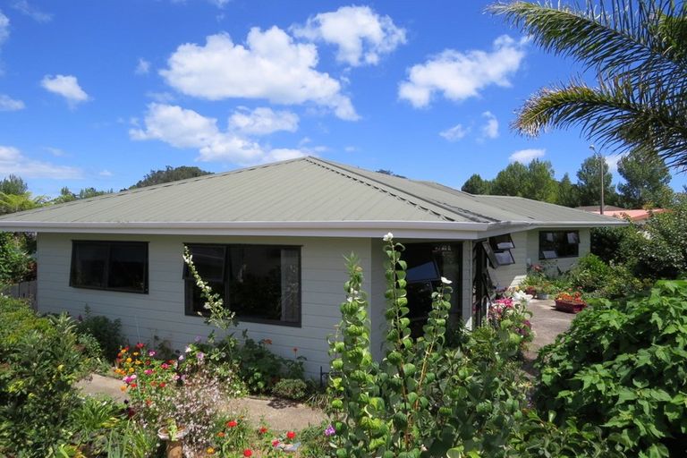 Photo of property in 3 Allman Drive, Coromandel, 3506