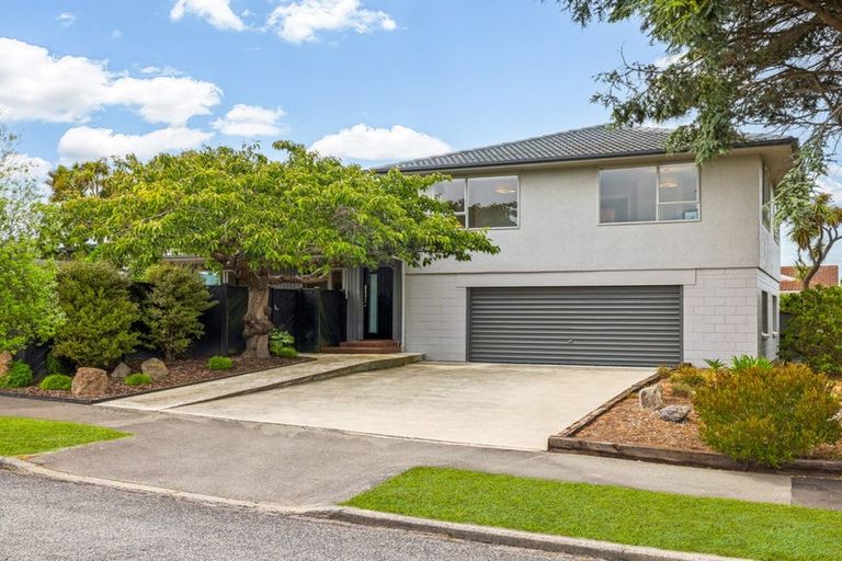 Photo of property in 3 De Ville Place, Burwood, Christchurch, 8061