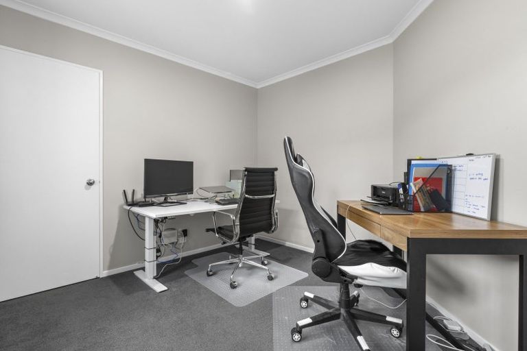 Photo of property in 6 Merivale Court, Rototuna, Hamilton, 3210