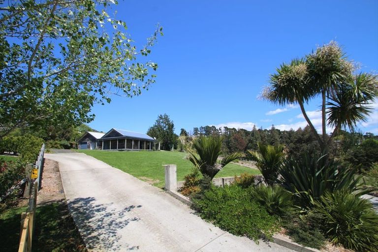 Photo of property in 114a Mahoenui Valley Road, Coatesville, 0793